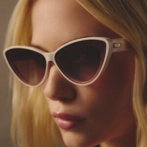*NEW!* Quay Australia Tempted Pointy Cat Eye Sunglasses - Champagne/Brn Fawn